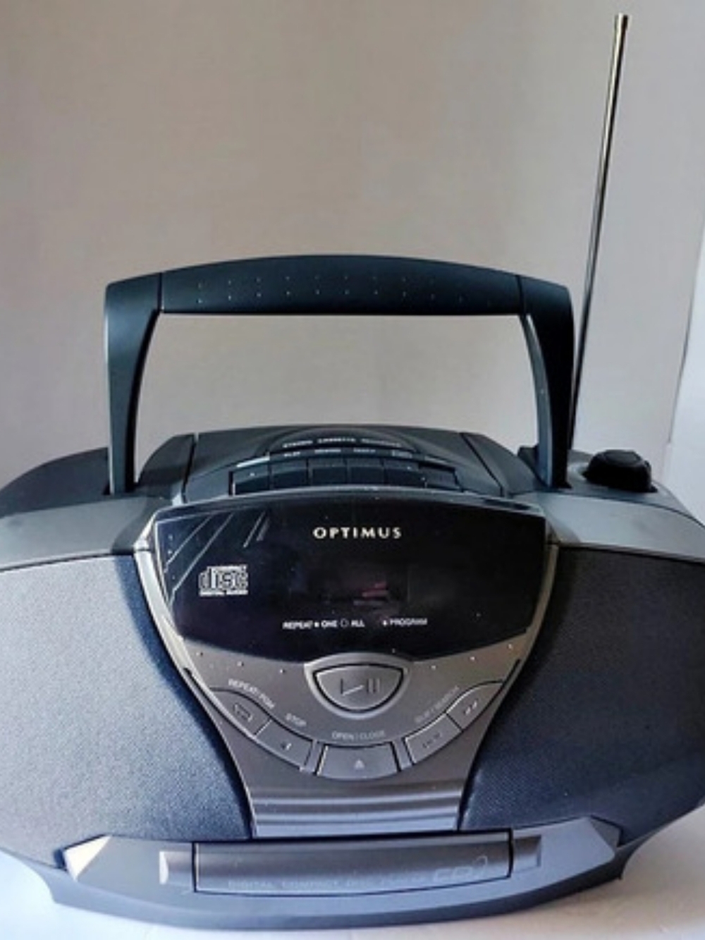 Optimus 14-516 CD-3640 Portable Boombox AM FM Cassette Radio